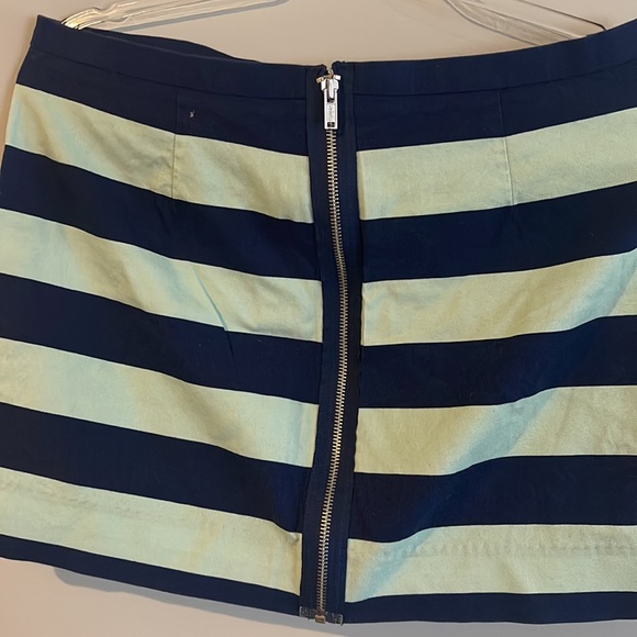 Gap, mini skirt, blue and green wood, side pocket and full zipper in the back - Picture 4 of 4